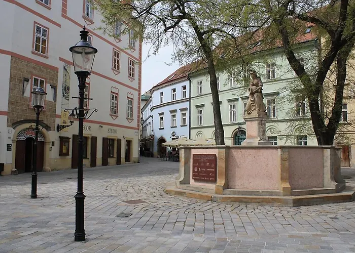 Apartment Lea - Old Town